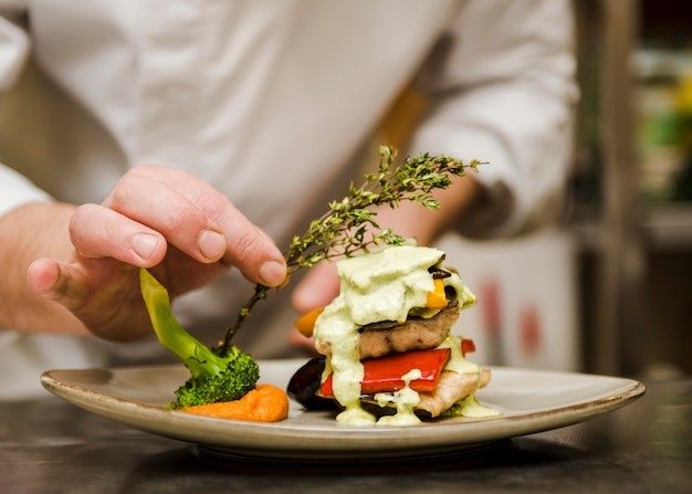 Clip Plays: Boosting Engagement Through Compelling Content